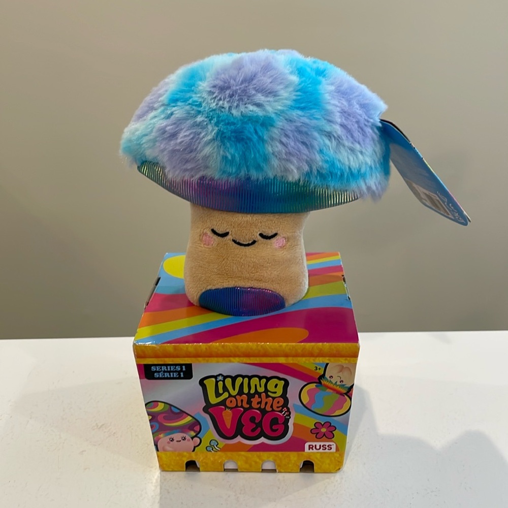 NWT Zeek the Mushroom Living on the Veg Series 1 Plush by Russ